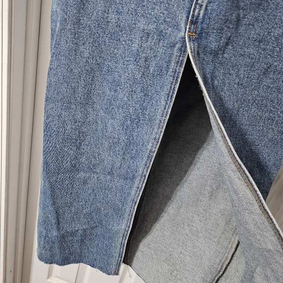 Pinafore Denim Cutout Dress. Urban Revivo - Picture 9 of 14